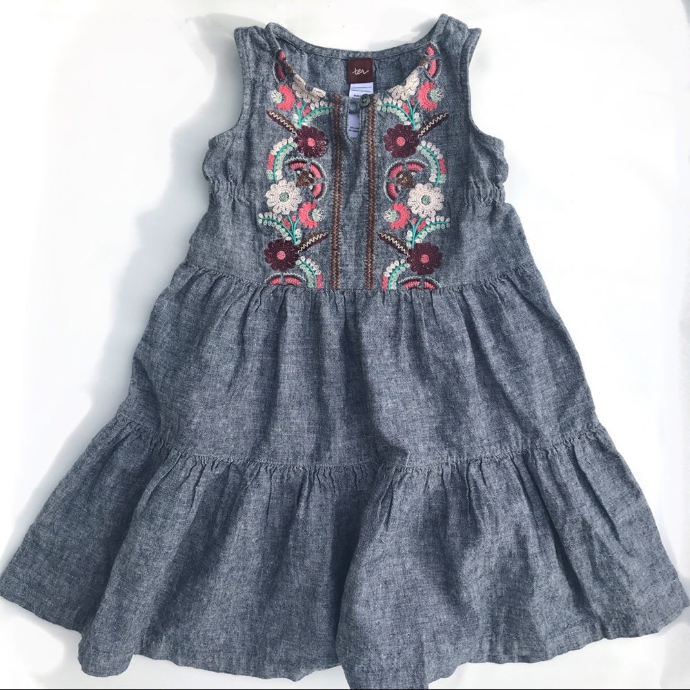 TEA chambray linen embroider dress. EUC size 2